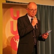 5 Presentator Jos van Duijn