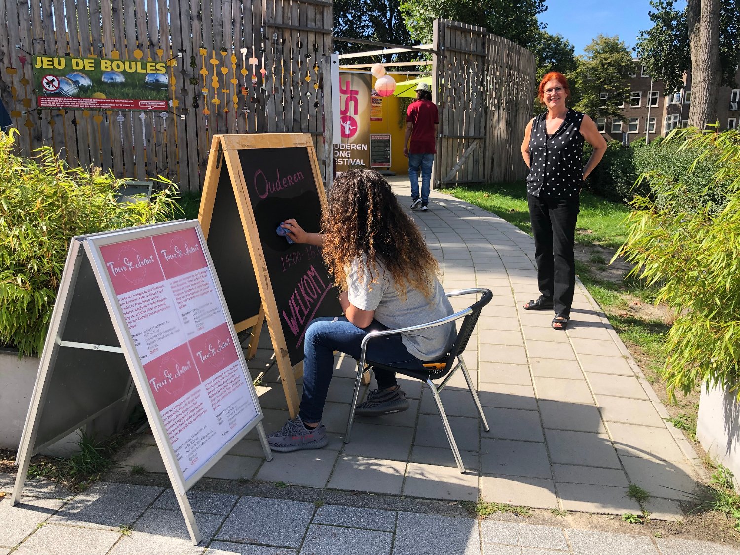 1 Huis van de Wijk Rivierenbuurt uitnodigend